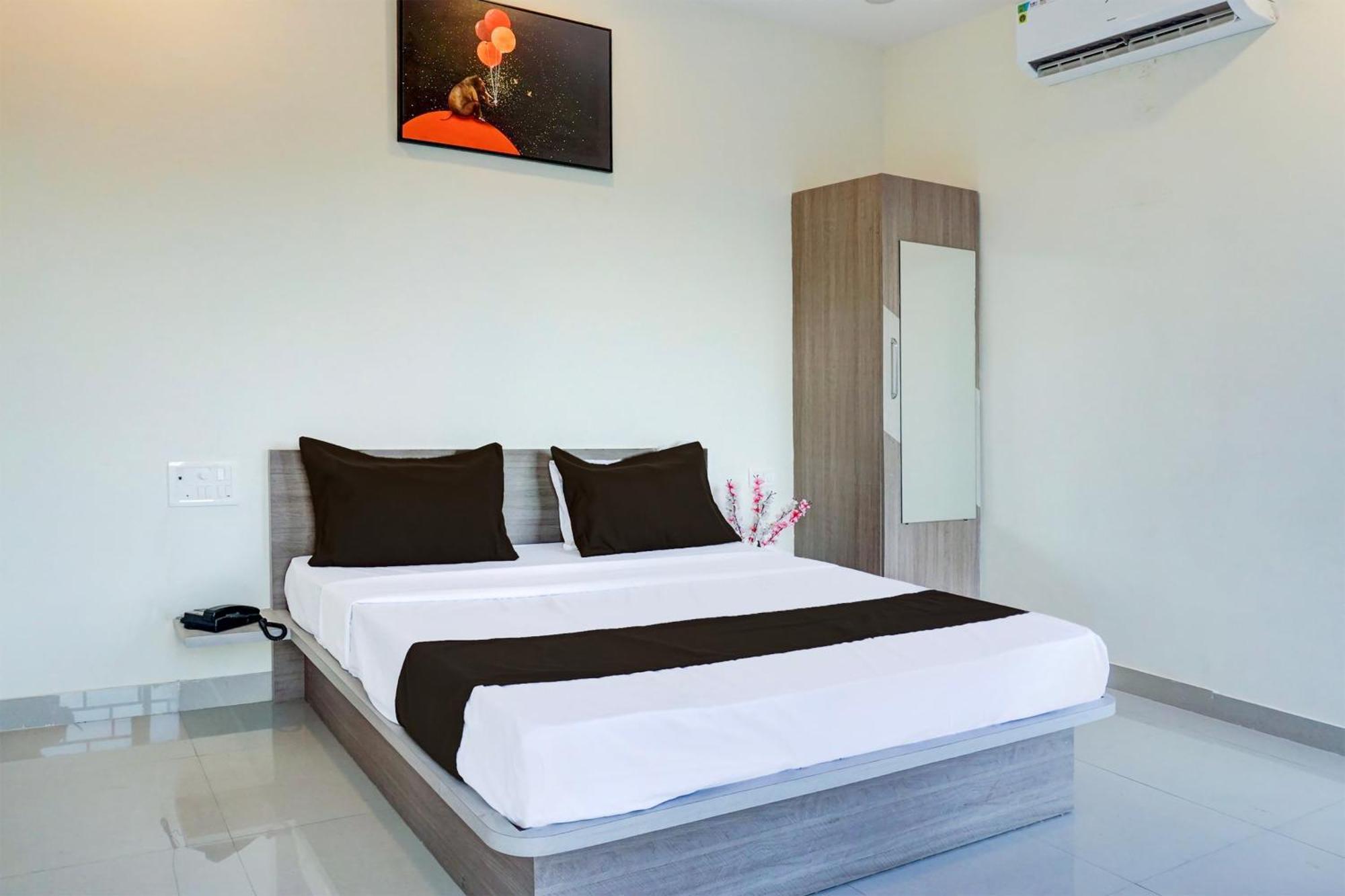Hotel O Atithi Executive Meribel Village Ngoại thất bức ảnh