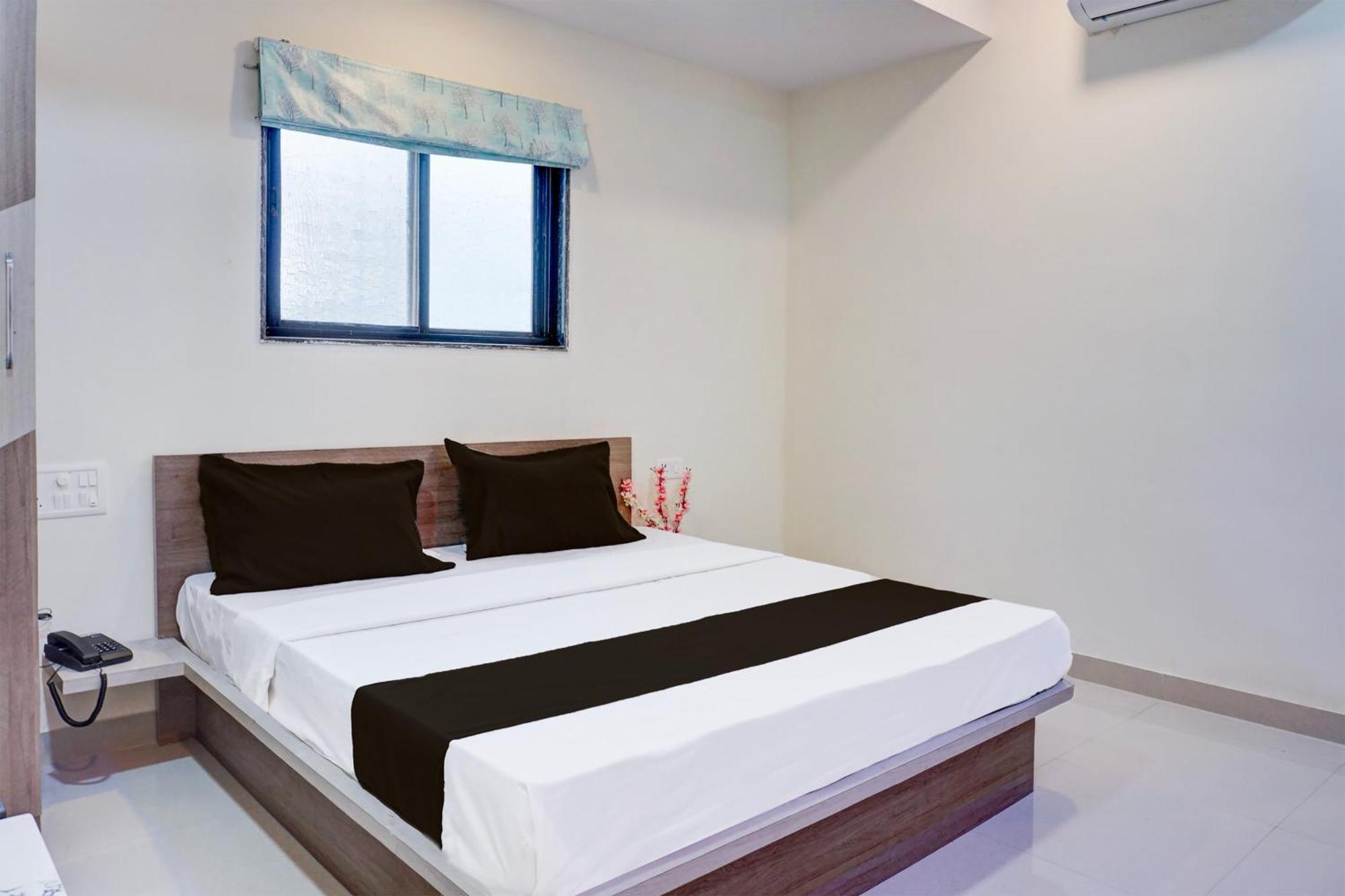 Hotel O Atithi Executive Meribel Village Ngoại thất bức ảnh