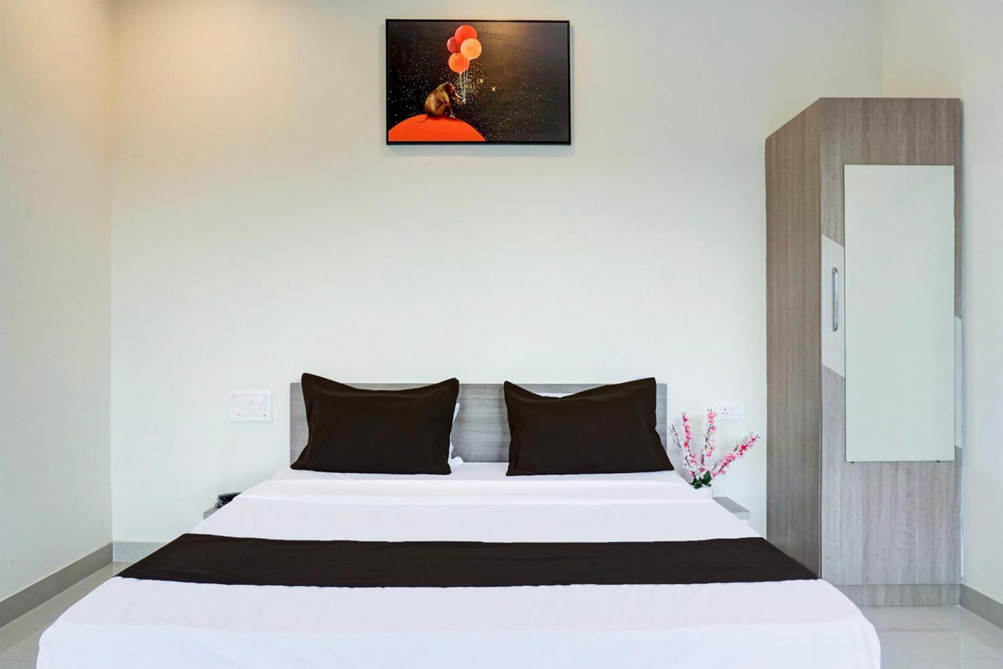 Hotel O Atithi Executive Meribel Village Ngoại thất bức ảnh