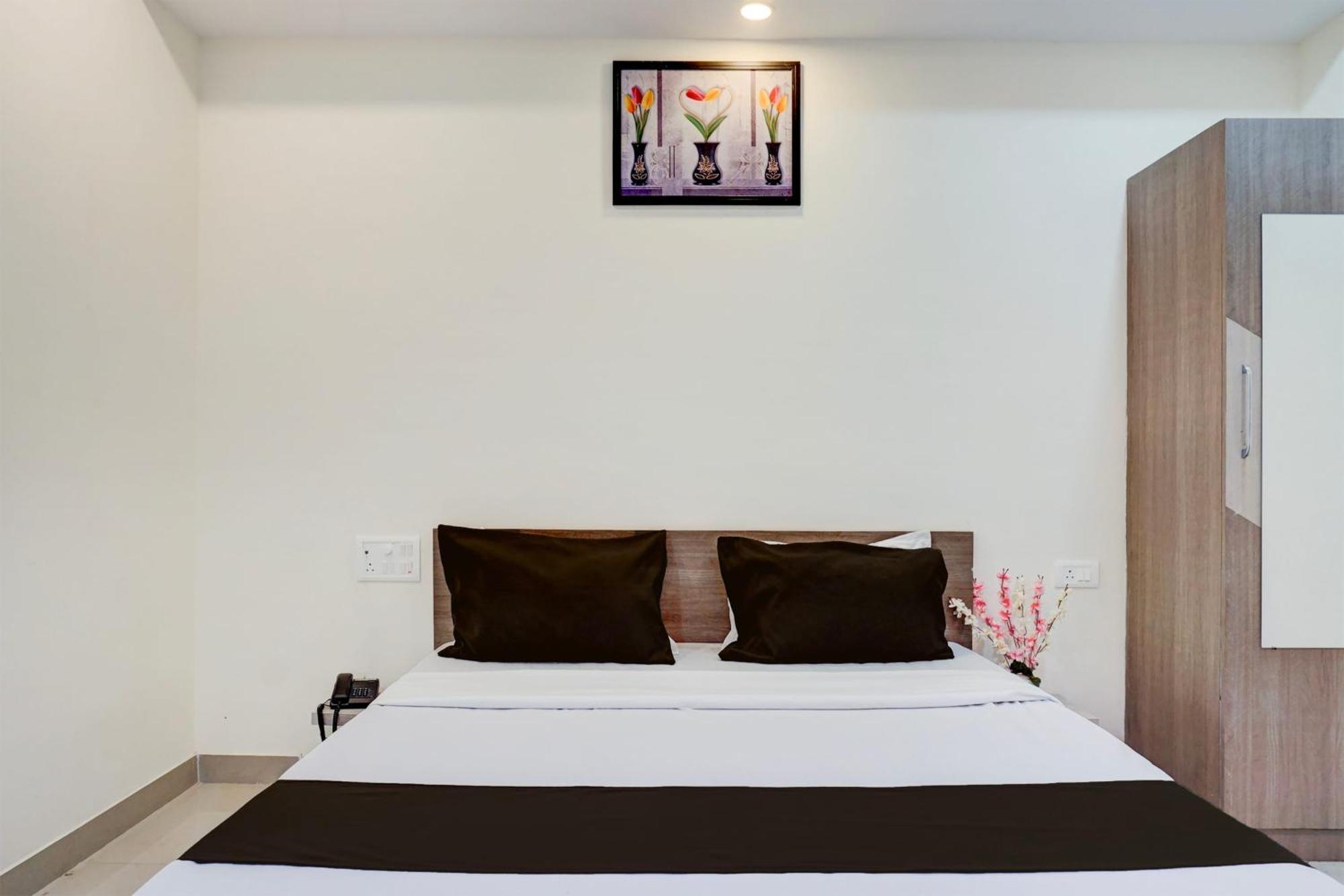 Hotel O Atithi Executive Meribel Village Ngoại thất bức ảnh