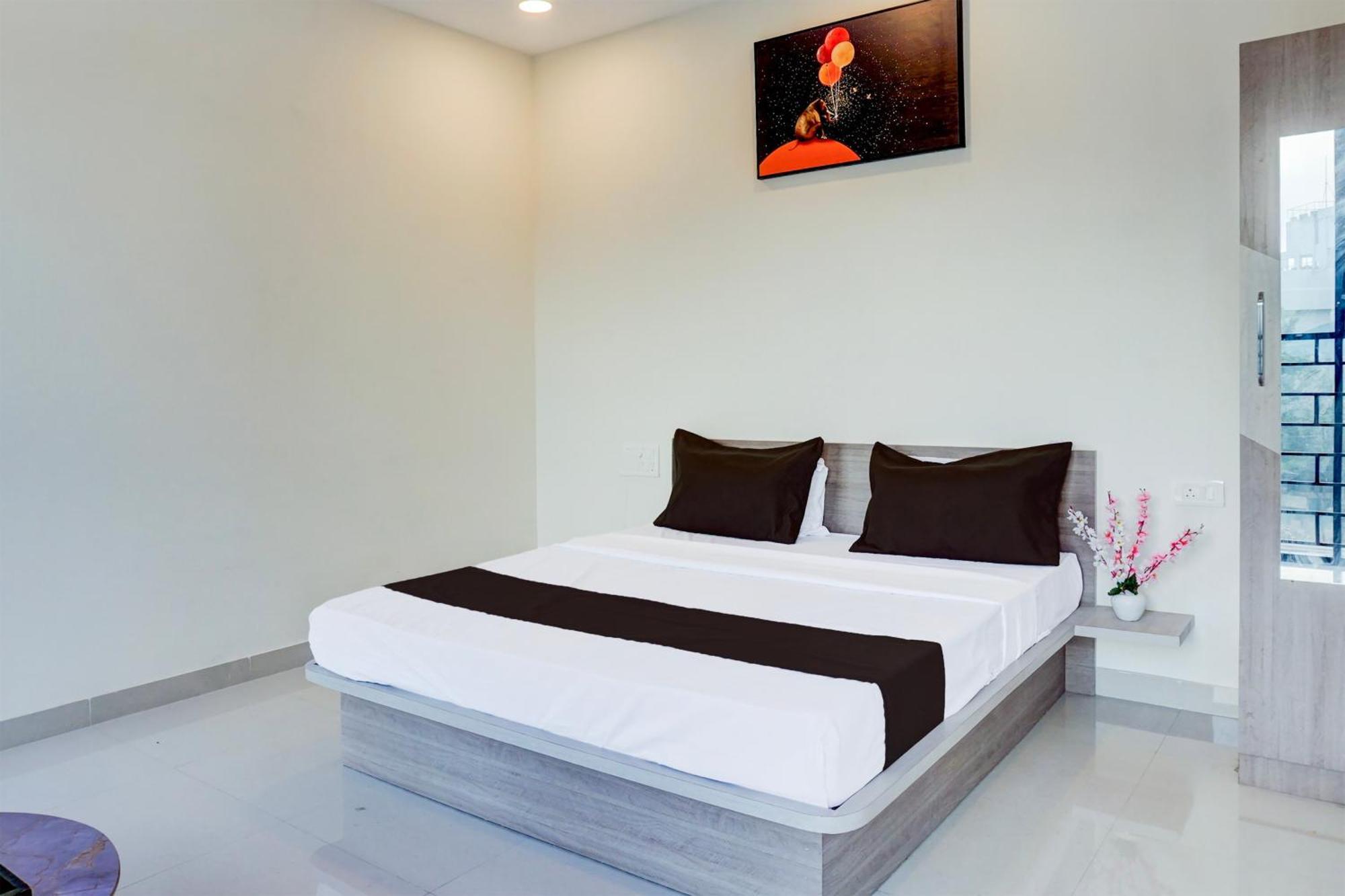 Hotel O Atithi Executive Meribel Village Ngoại thất bức ảnh