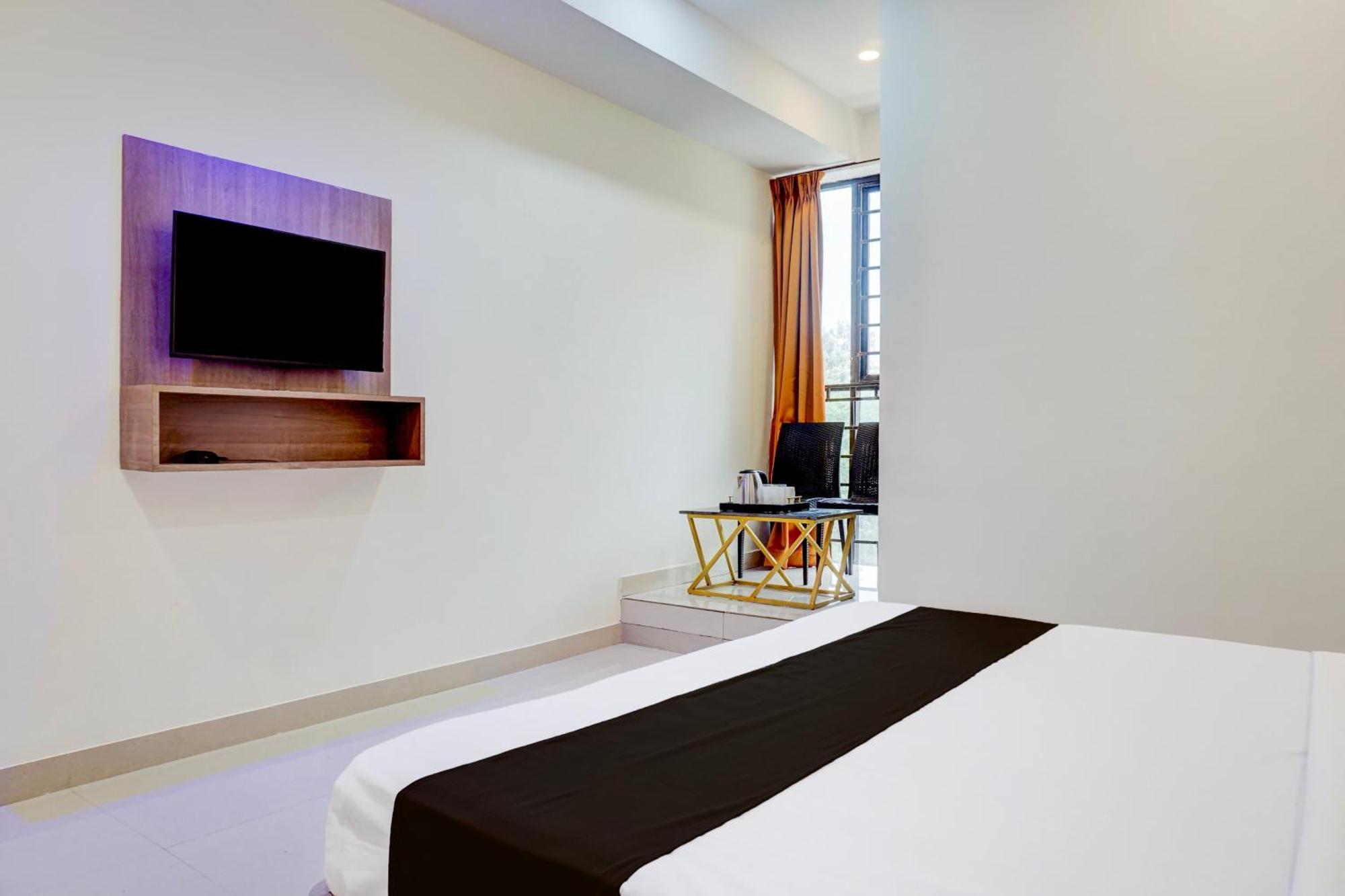 Hotel O Atithi Executive Meribel Village Ngoại thất bức ảnh